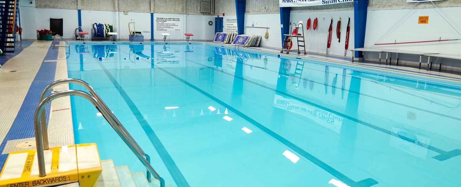 empty indoor swimming pool